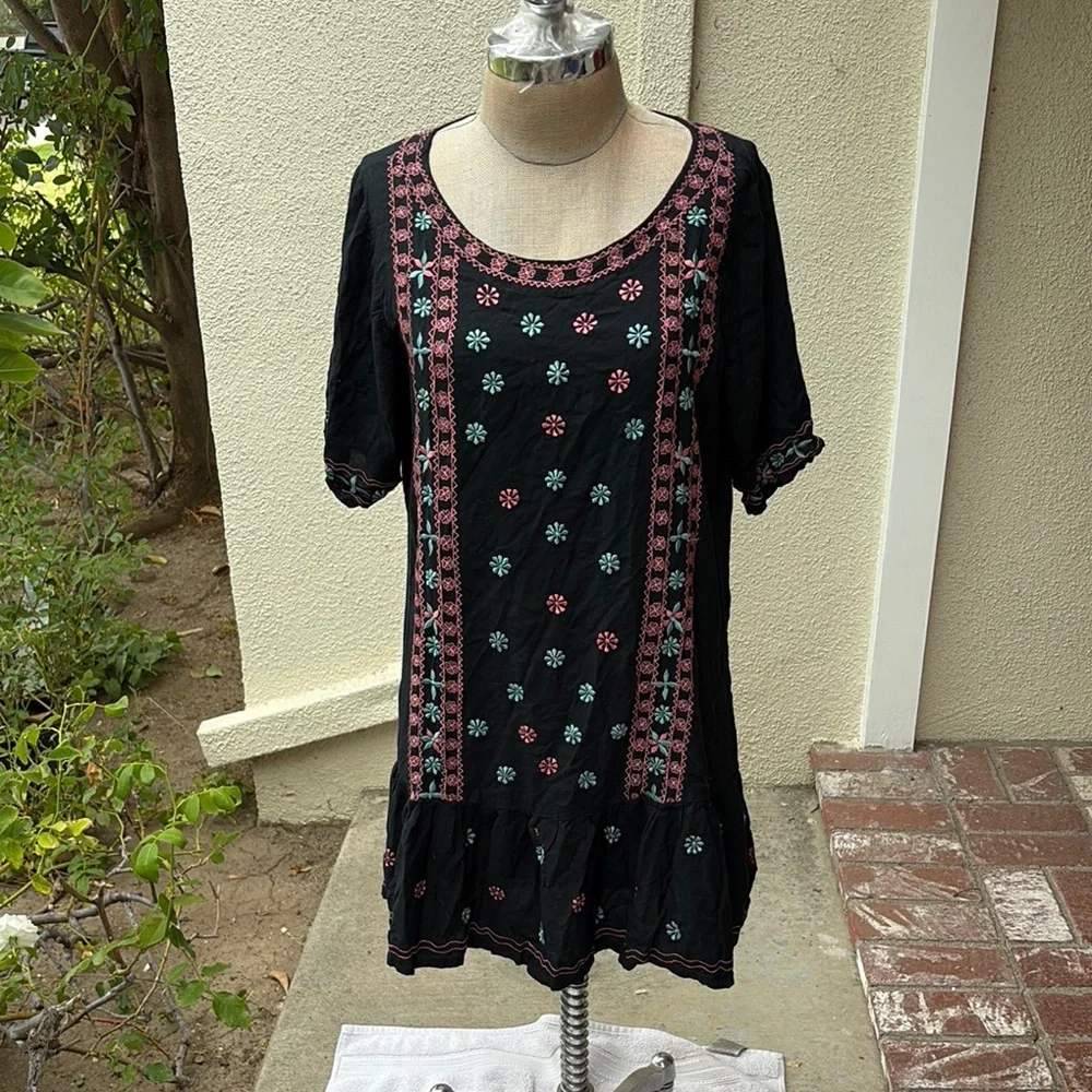 Natalie Martin Australian luxury handmade embroidered dress - Picture 3 of 10